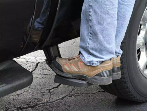 AMP RESEARCH | SHORT BEDSTEP2 SIDE ACCESS STEP | CHEVY/GMC 1500 2019+ - Image 5