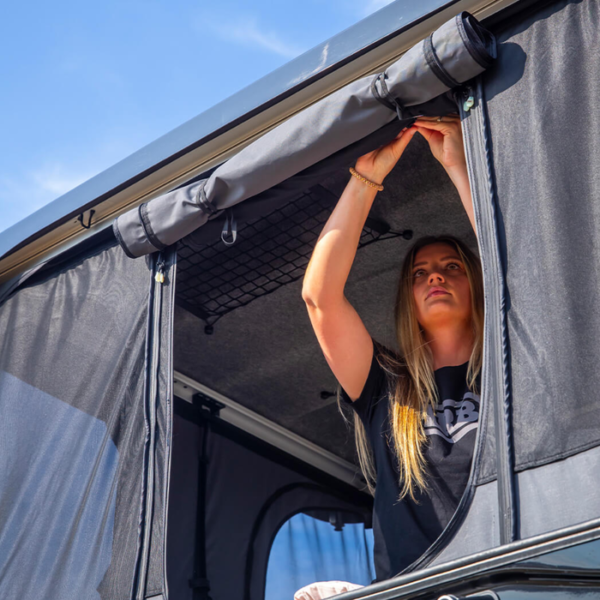 ARB | ALTITUDE ELECTRIC ROOFTOP TENT - Image 5